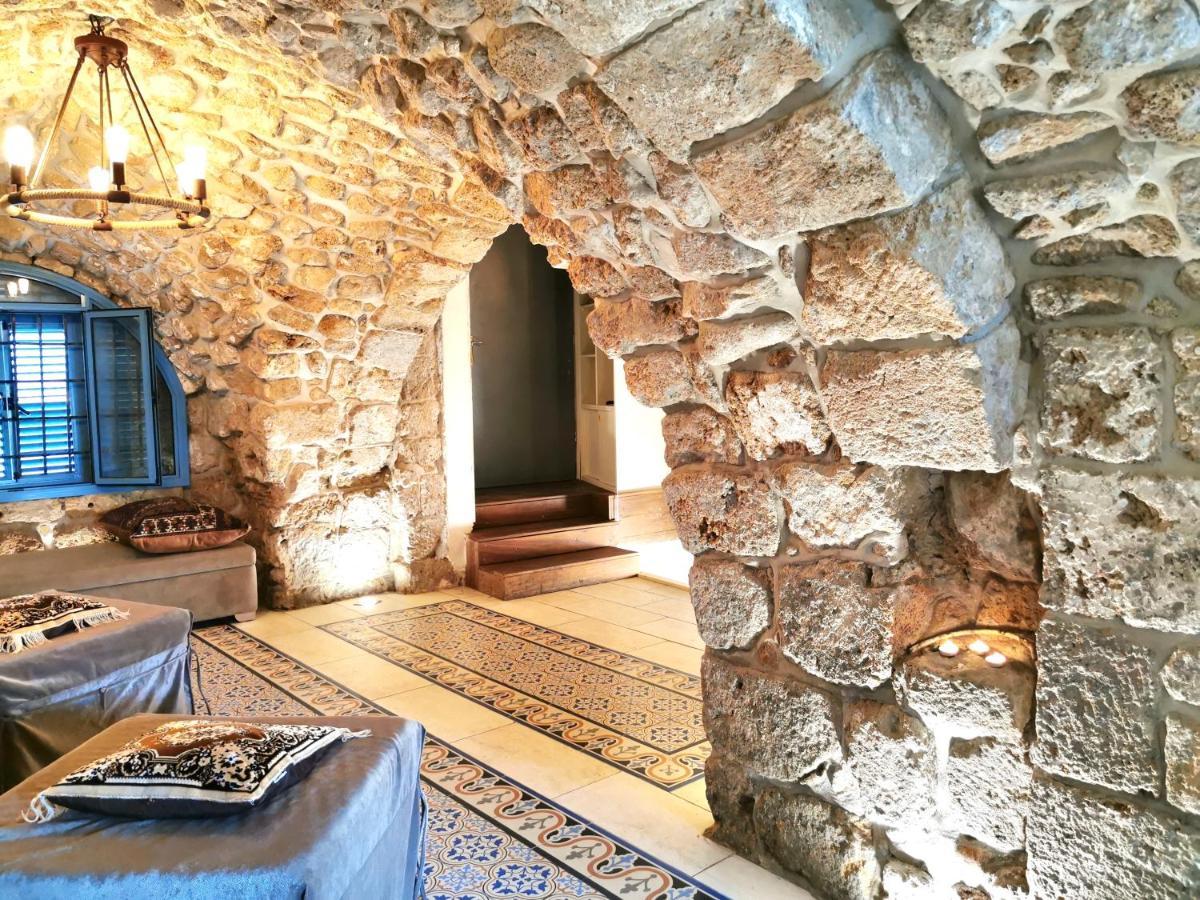 Unique Crusader Apartment In Old Akko Bagian luar foto