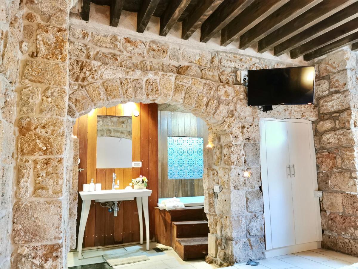 Unique Crusader Apartment In Old Akko Bagian luar foto